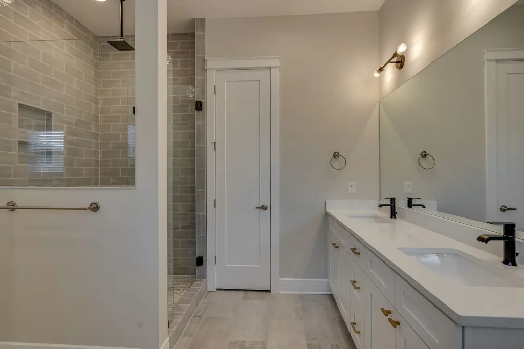 811 Kirkwood Avenue Nashville TN 37204