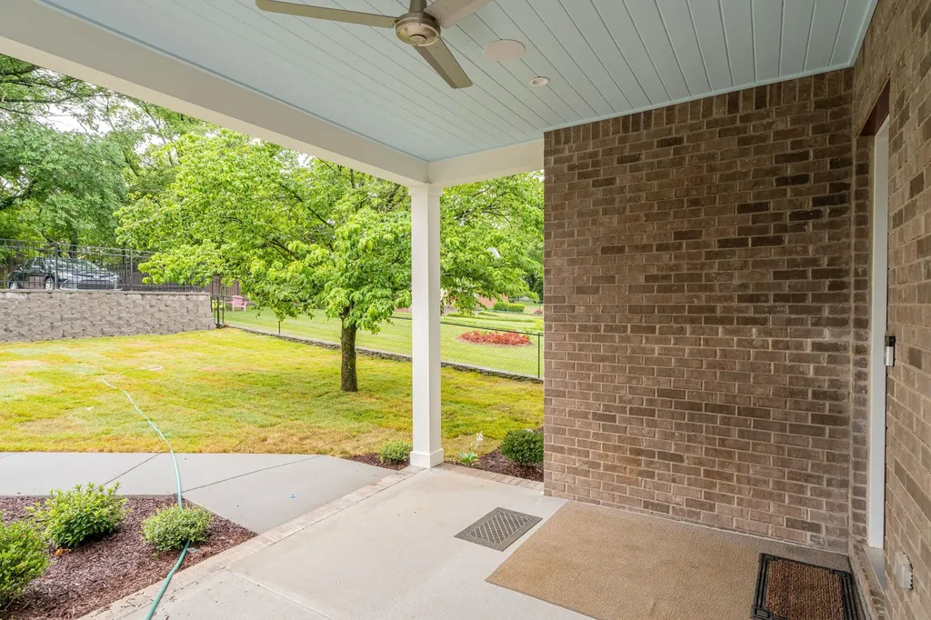 811 Kirkwood Avenue Nashville TN 37204