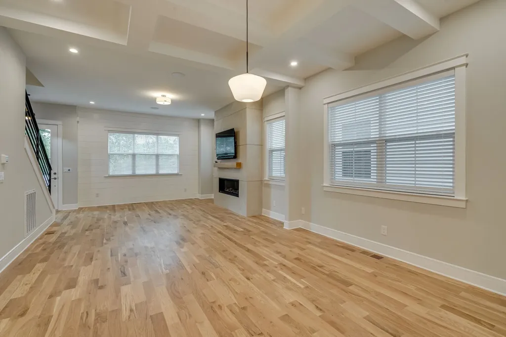 811 Kirkwood Avenue Nashville TN 37204