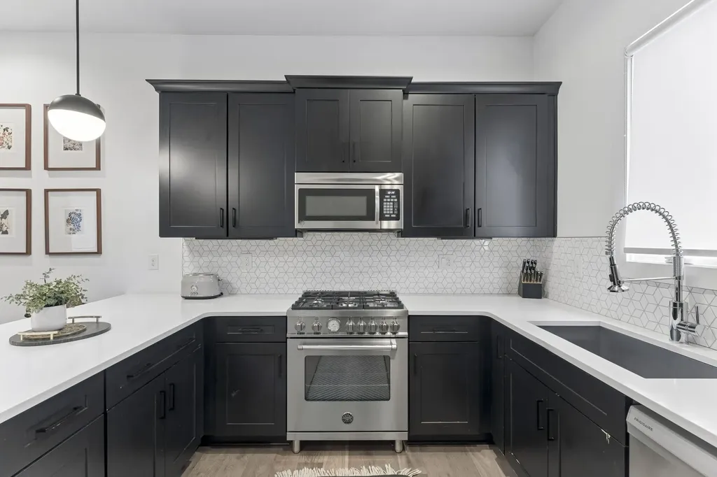 217 Taylor Street Nashville TN 37208