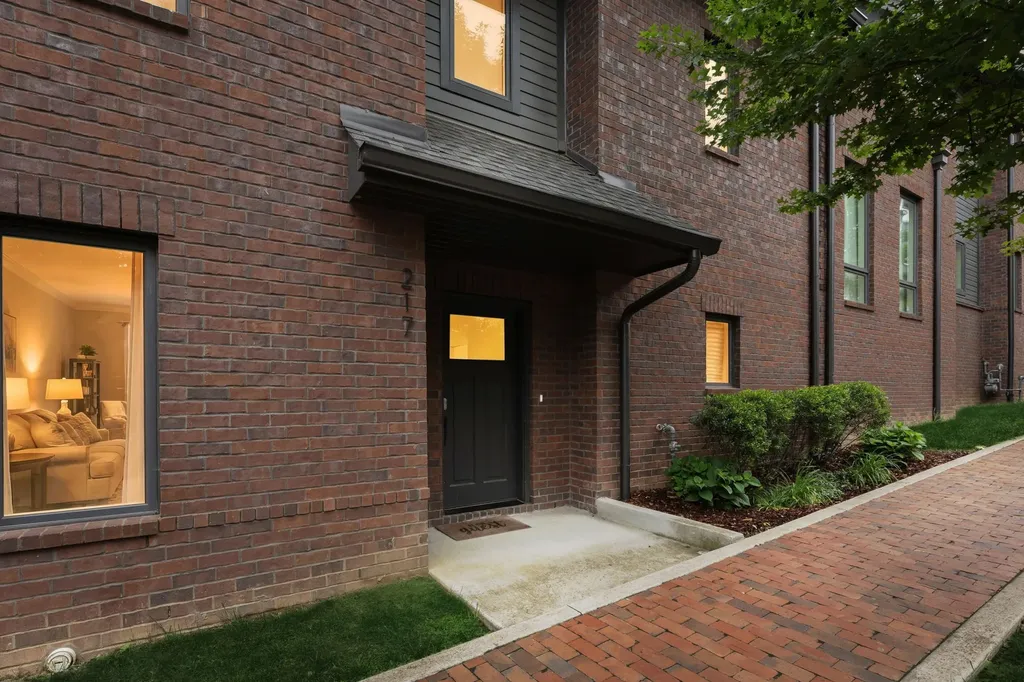 217 Taylor Street Nashville TN 37208