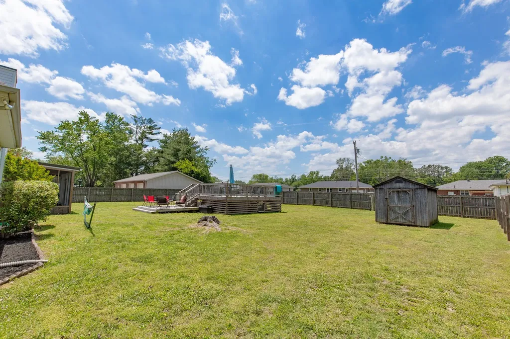 217 Riggs Avenue Portland TN 37148