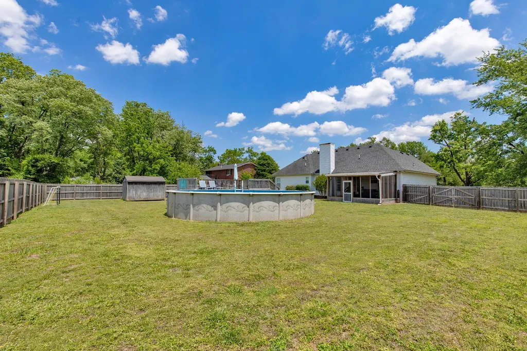 217 Riggs Avenue Portland TN 37148
