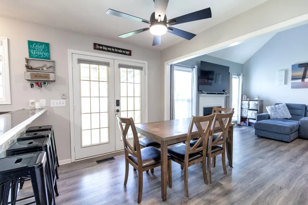 217 Riggs Avenue Portland TN 37148
