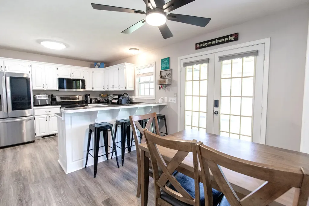 217 Riggs Avenue Portland TN 37148