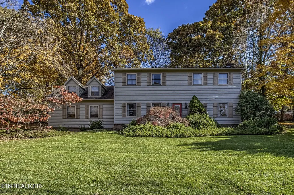 Knoxville TN, 212 Woodland Trace Drive