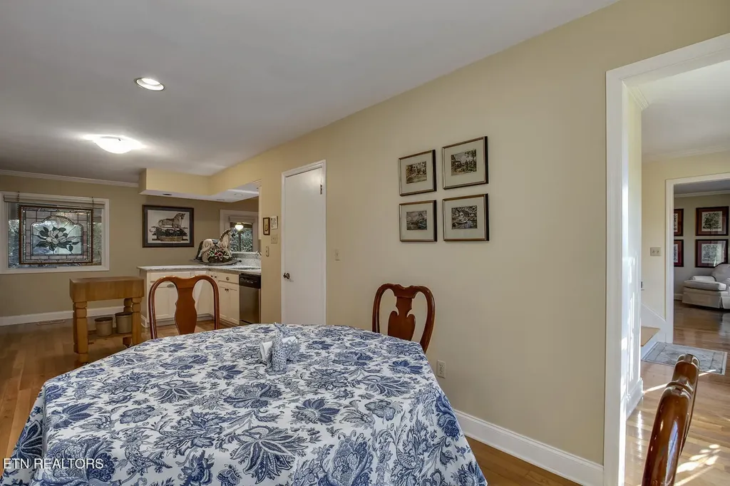 212 Woodland Trace Drive Knoxville TN 37934