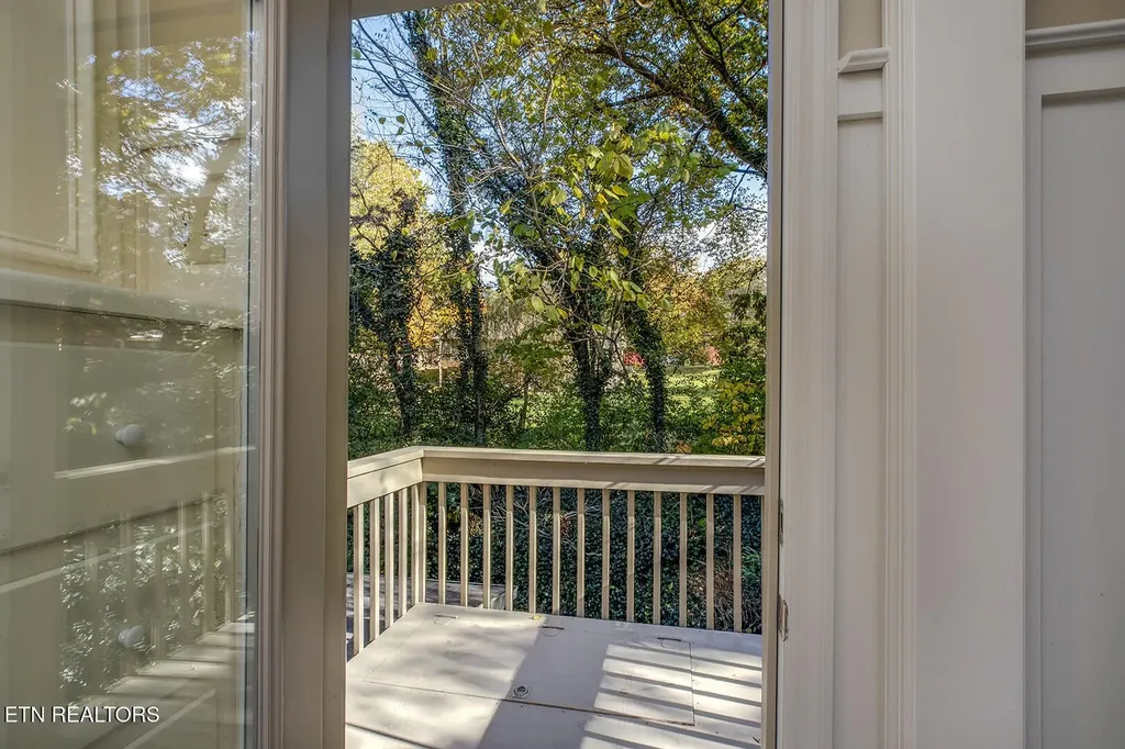 212 Woodland Trace Drive Knoxville TN 37934