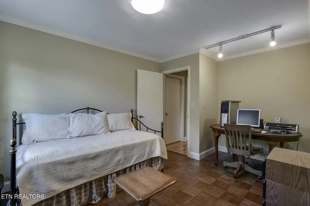 212 Woodland Trace Drive Knoxville TN 37934