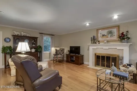212 Woodland Trace Drive Knoxville TN 37934