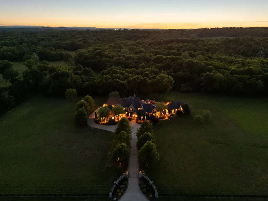 1270 Rehobath Road College Grove TN 37046