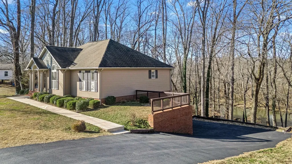 610 Westwood Drive Mcminnville TN 37110