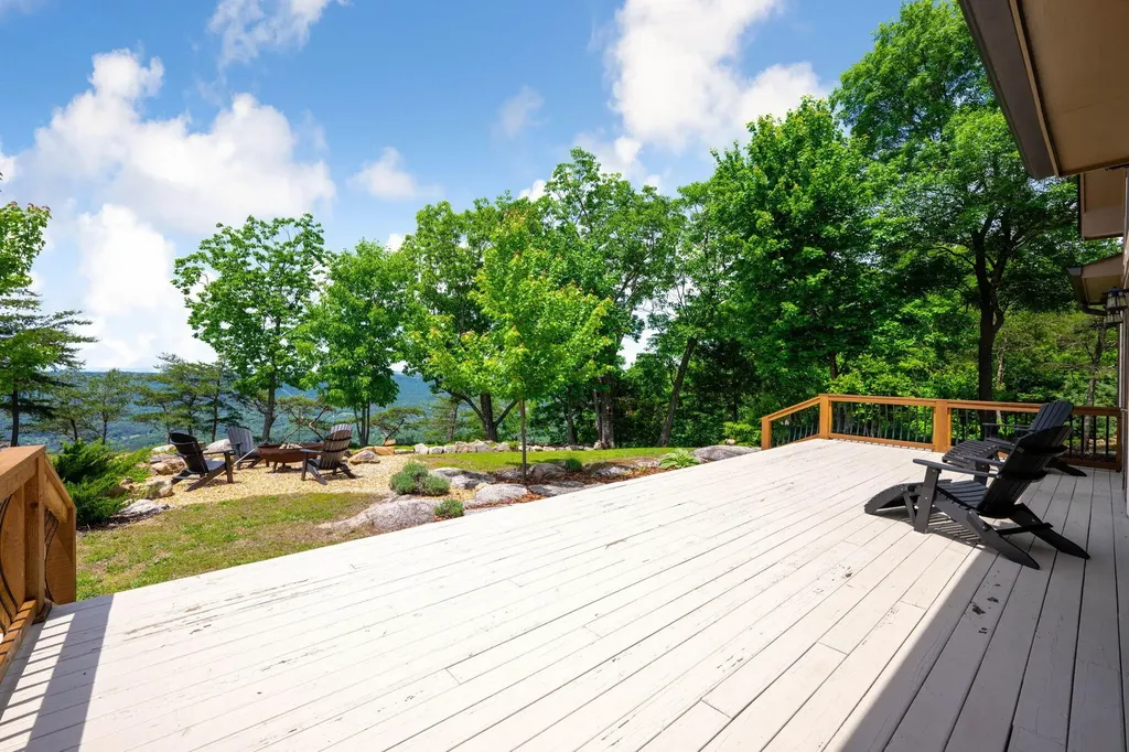 3099 Sunset Drive Rising Fawn GA 30738