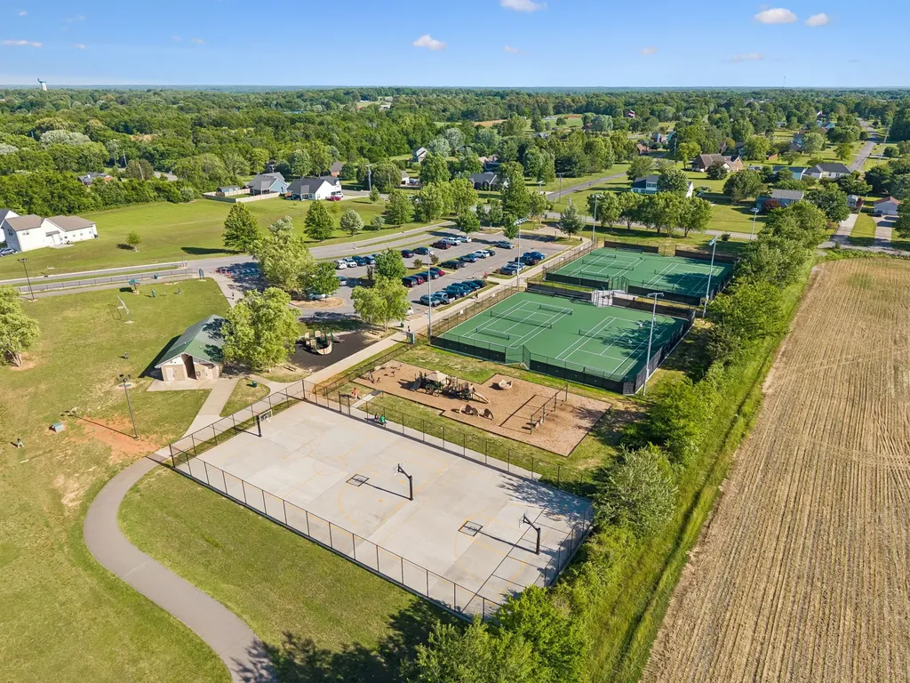 173 Jesse Drive Pleasant View TN 37146