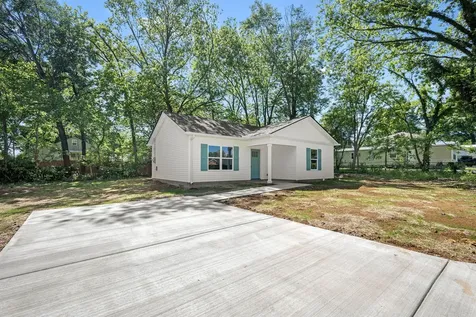 318 Chestnut Alley Tullahoma TN 37388