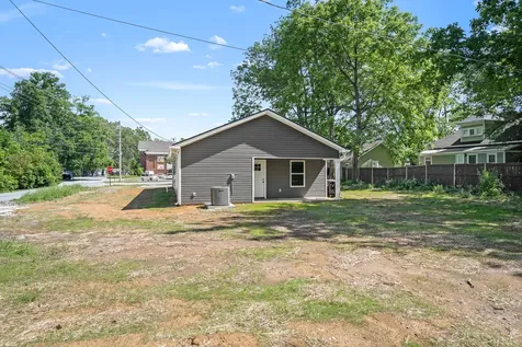208 Decherd Street, W Tullahoma TN 37388