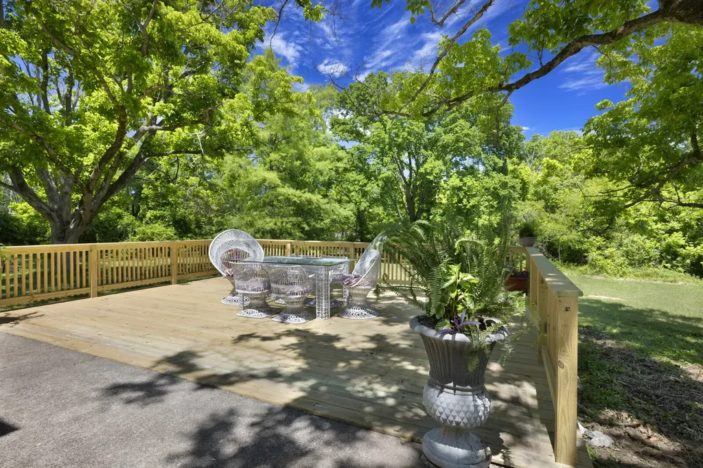 1190 Old Hickory Boulevard Nashville TN 37207