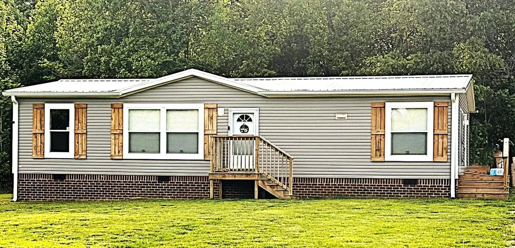 150 Hord Road Wartrace TN 37183