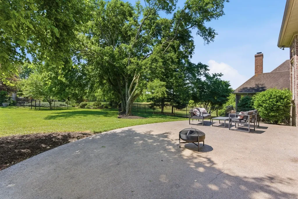 425 Ridgecrest Lane Lebanon TN 37087