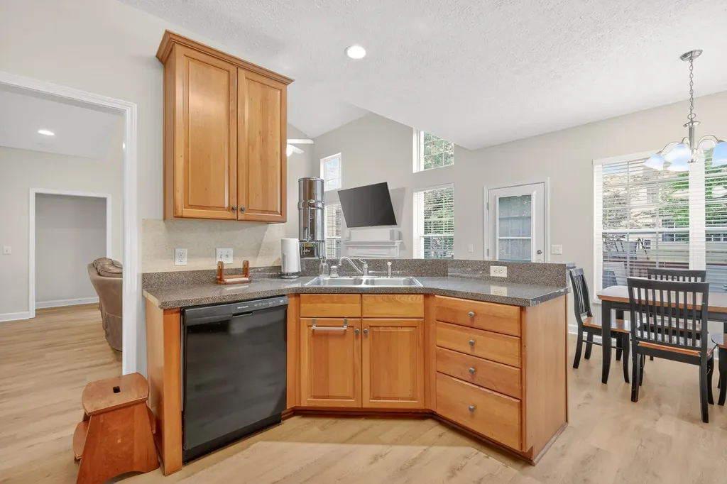 105 Lighthouse Circle Hendersonville TN 37075