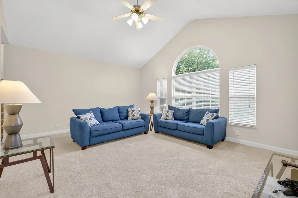 105 Lighthouse Circle Hendersonville TN 37075