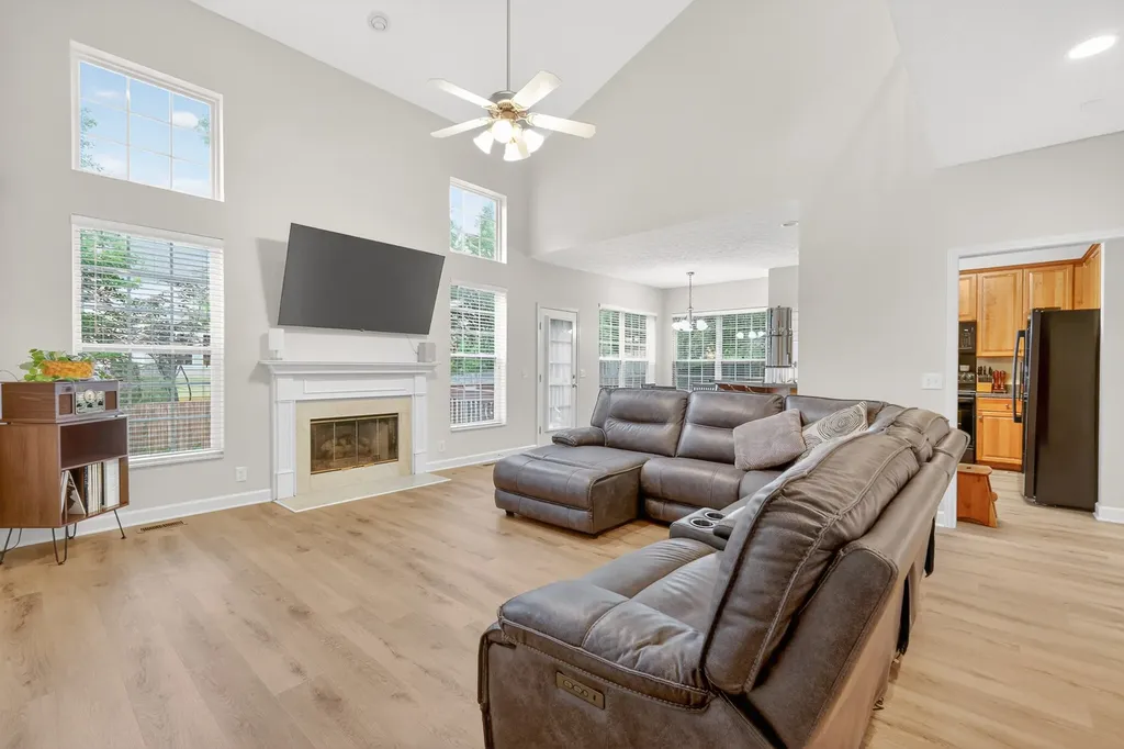 105 Lighthouse Circle Hendersonville TN 37075
