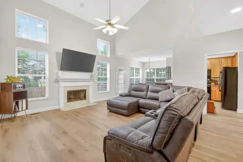 105 Lighthouse Circle Hendersonville TN 37075