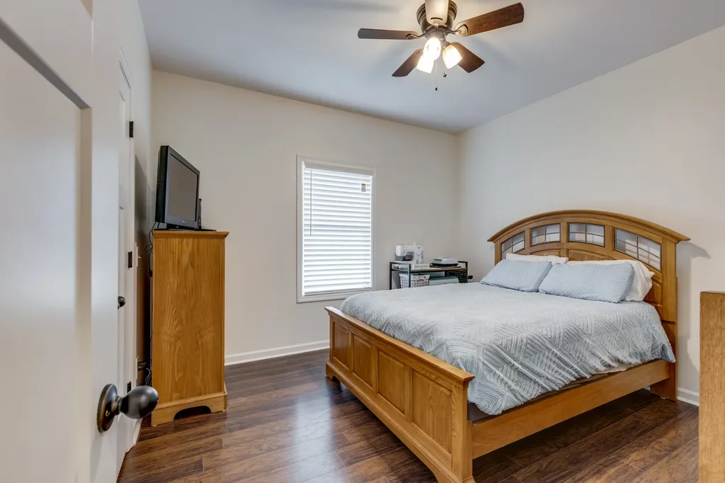 2513 Warners Ridge Chapel Hill TN 37034
