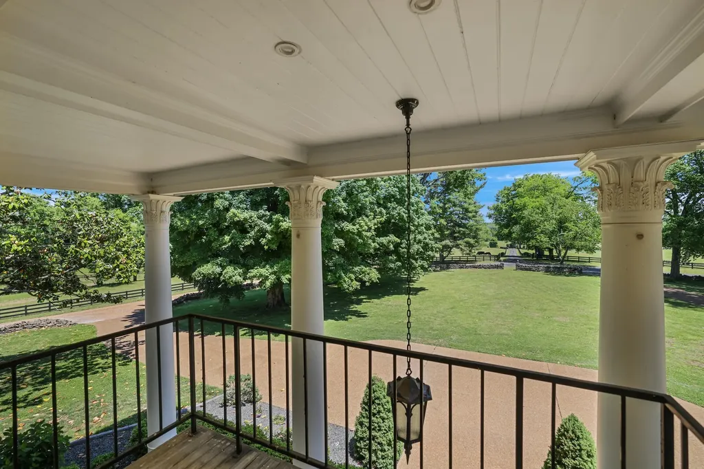 2964 Pulaski Highway Columbia TN 38401