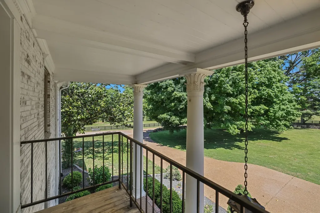 2964 Pulaski Highway Columbia TN 38401