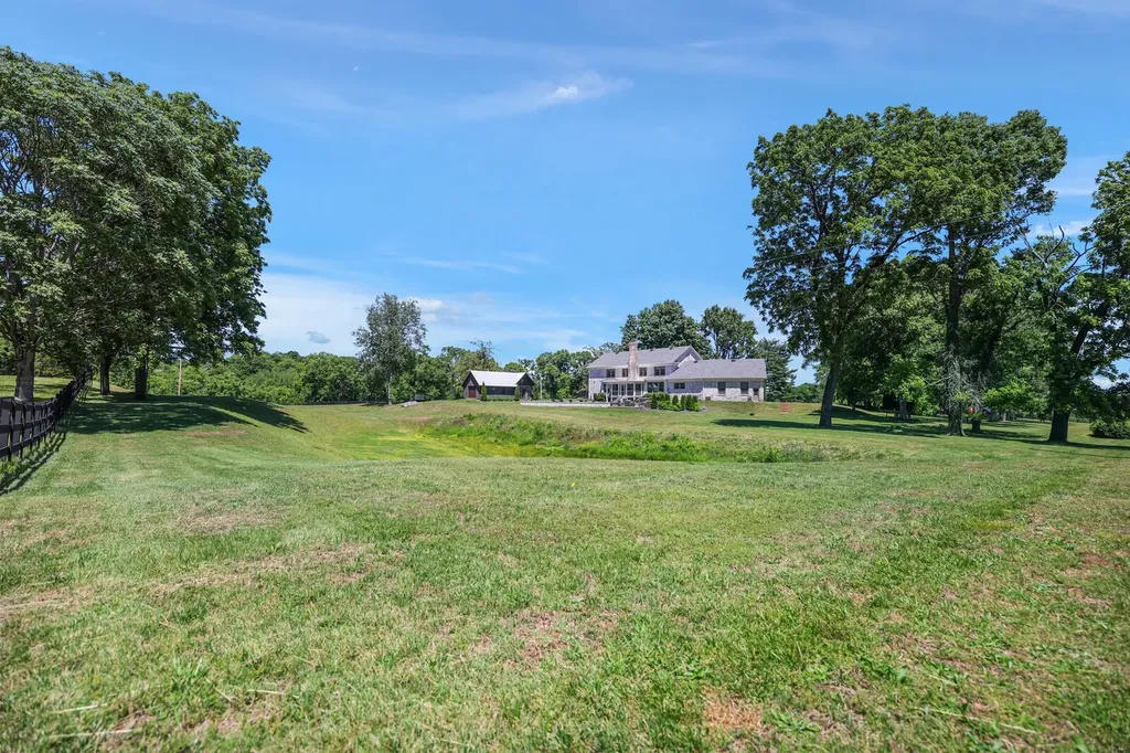2964 Pulaski Highway Columbia TN 38401