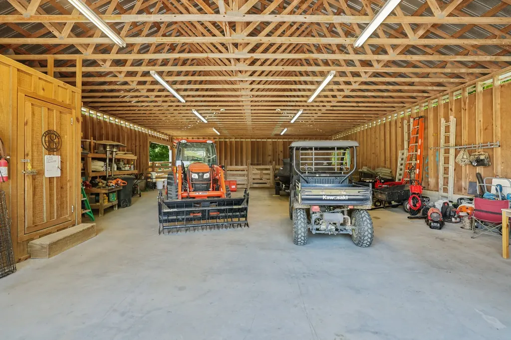 2964 Pulaski Highway Columbia TN 38401