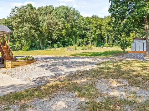 3771 Chapel Hill Road Clarksville TN 37040