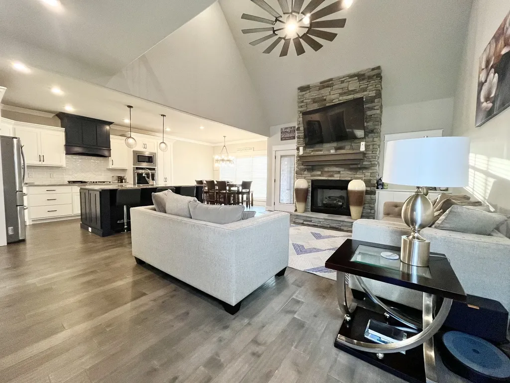1917 Rhonda Drive Christiana TN 37037