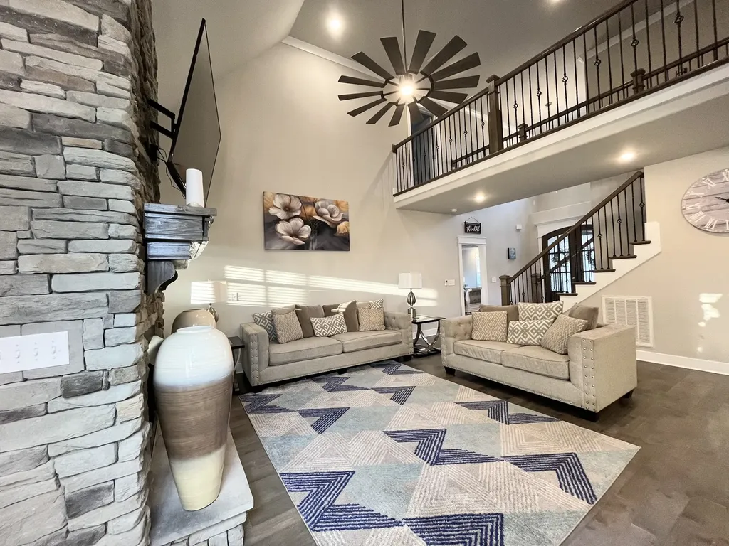 1917 Rhonda Drive Christiana TN 37037