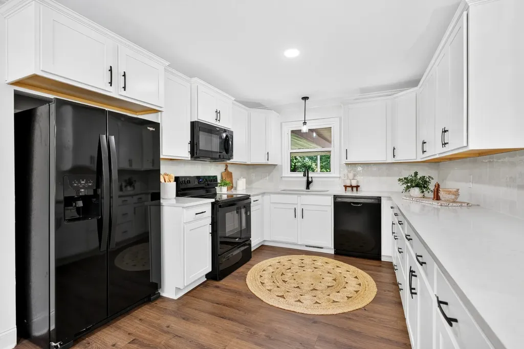 247 Cherokee Trail Clarksville TN 37043