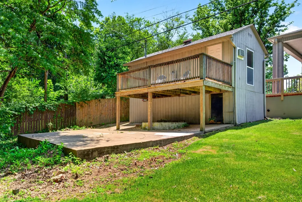 247 Cherokee Trail Clarksville TN 37043