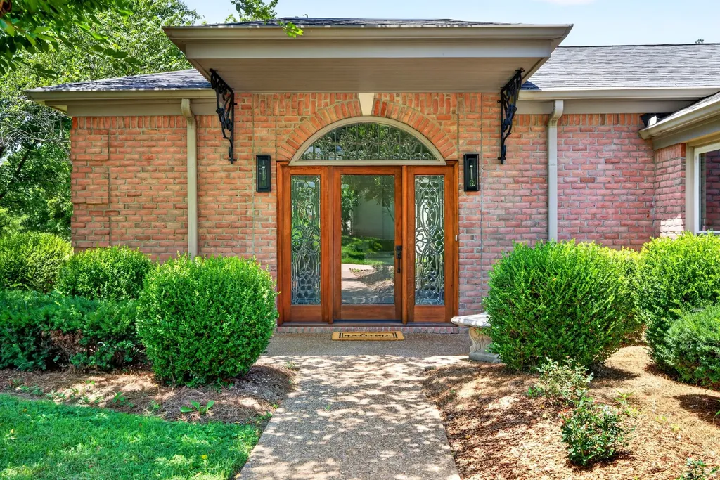 247 Cherokee Trail Clarksville TN 37043
