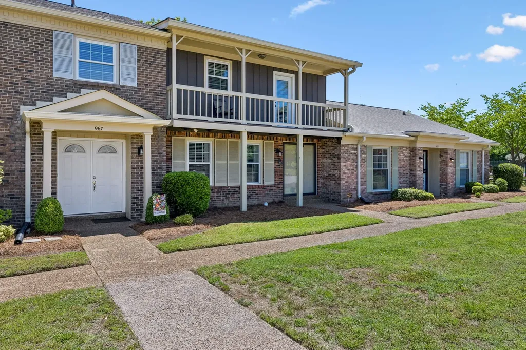 968 Todd Preis Drive Nashville TN 37221