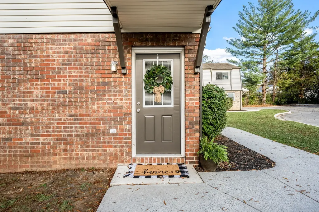 601 E Grundy Street Tullahoma TN 37388