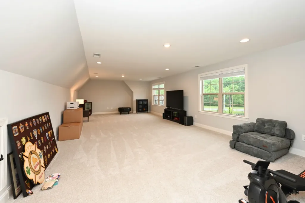963 Luxborough Drive Hendersonville TN 37075