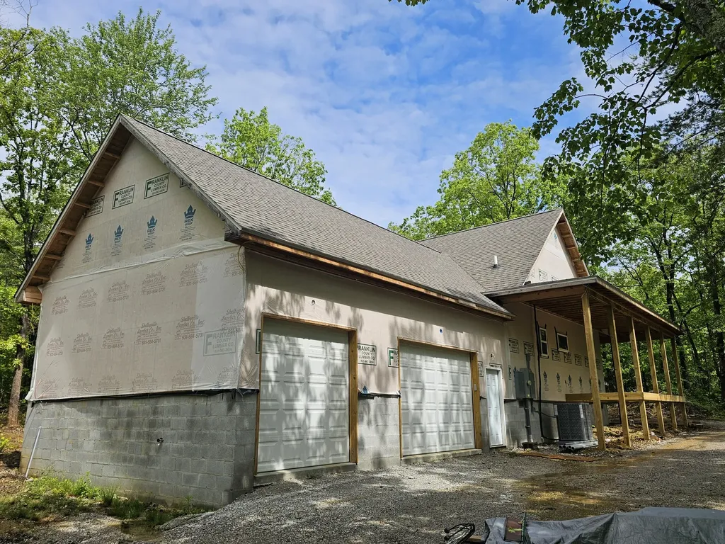 488 Hunters Trail Way Altamont TN 37301