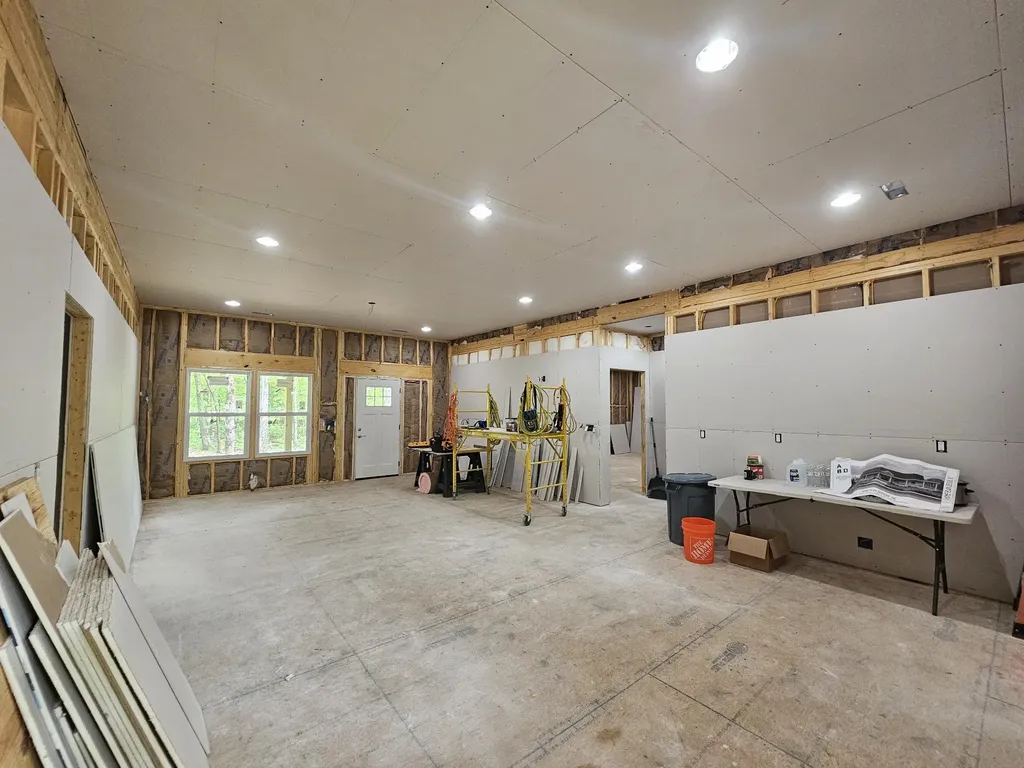 488 Hunters Trail Way Altamont TN 37301