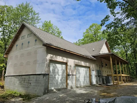 488 Hunters Trail Way Altamont TN 37301