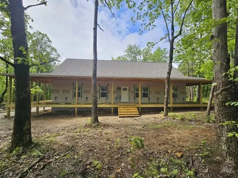 488 Hunters Trail Way Altamont TN 37301