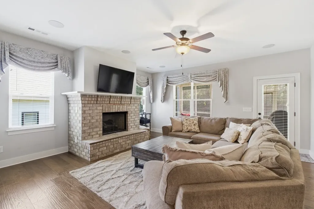 705 Plowson Road Mount Juliet TN 37122