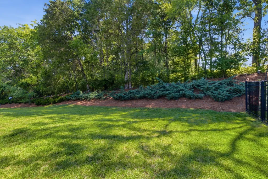 705 Plowson Road Mount Juliet TN 37122