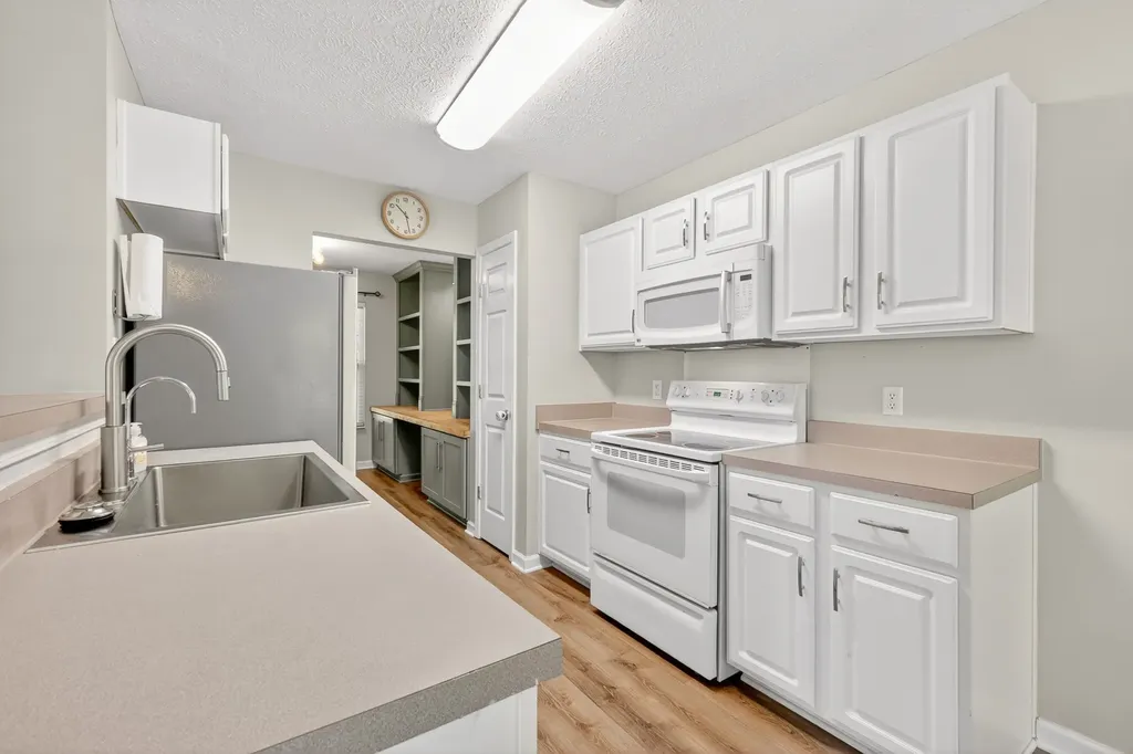3013 Remington Park Lane Hermitage TN 37076
