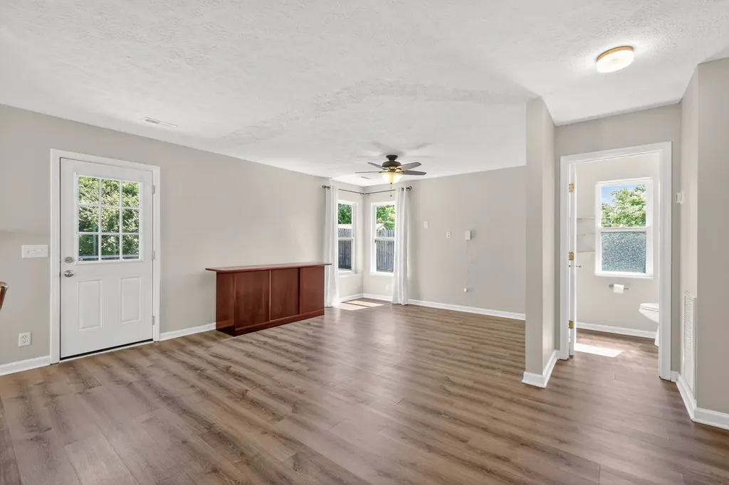 3013 Remington Park Lane Hermitage TN 37076