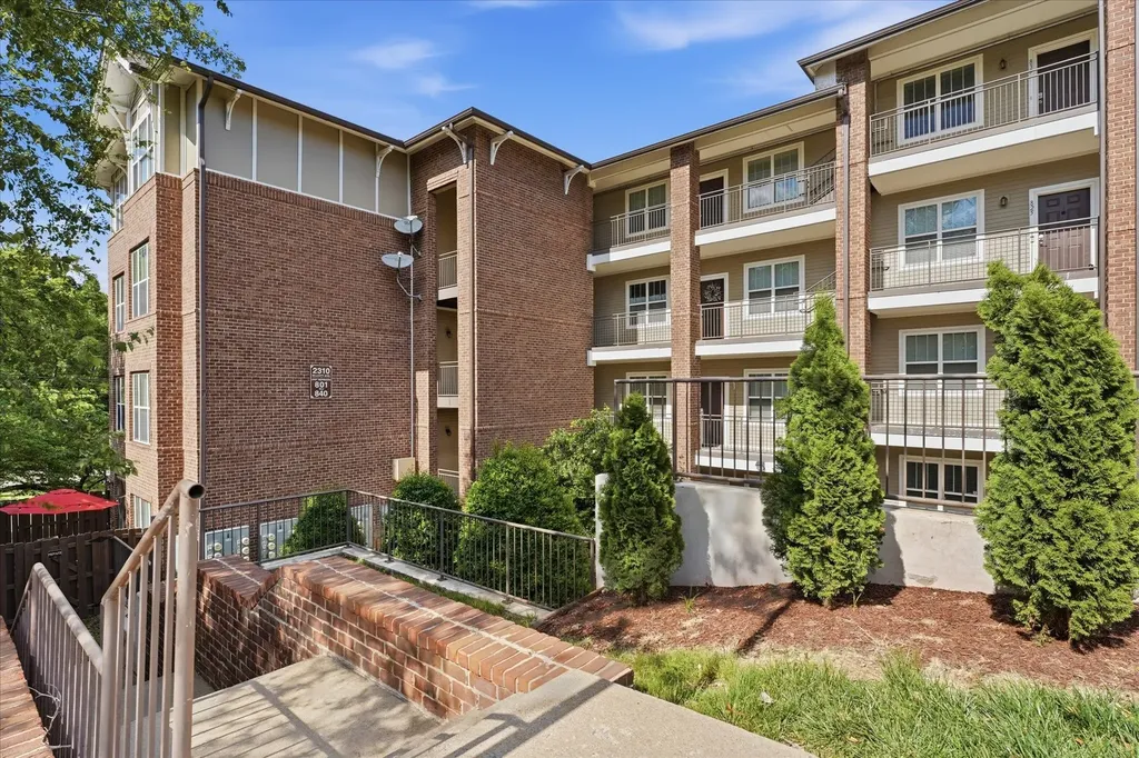 2310 Elliott Avenue Nashville TN 37204